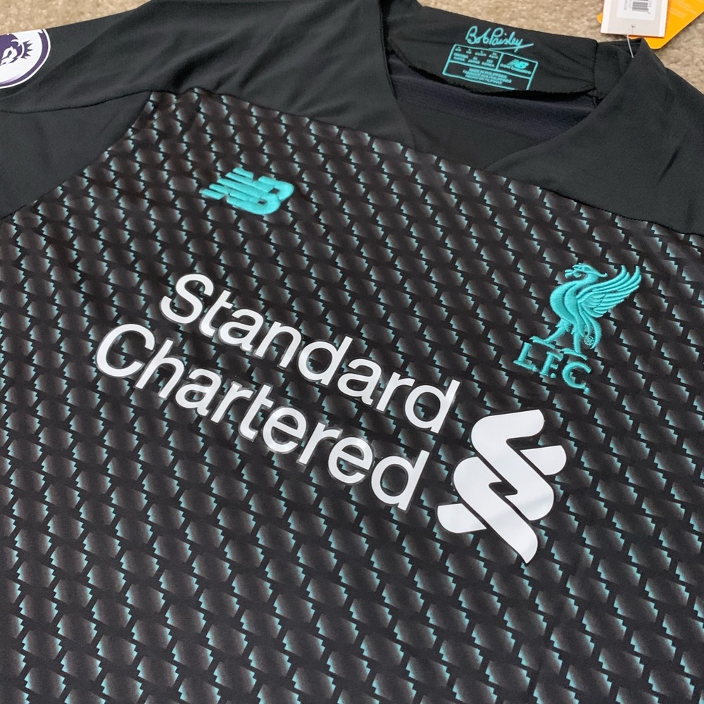 Liverpool Third Away 19/20 Jersey M. SALAH #11 - Picture 3 of 10